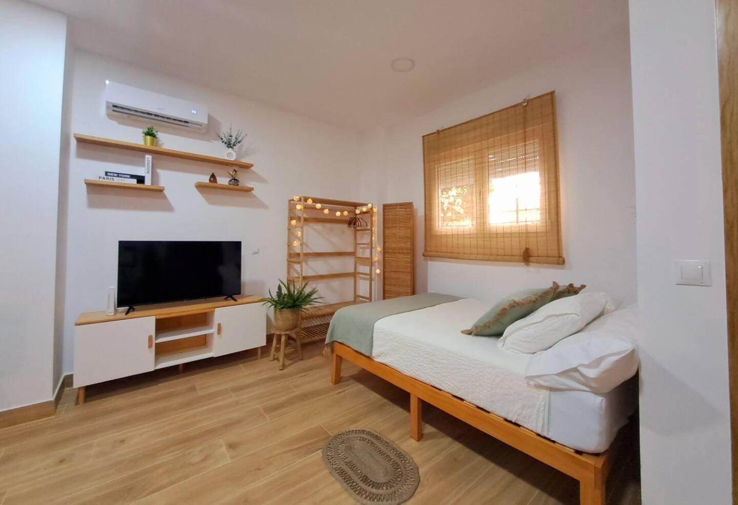 Coffee & Calm Triana Apartment Séville Extérieur photo