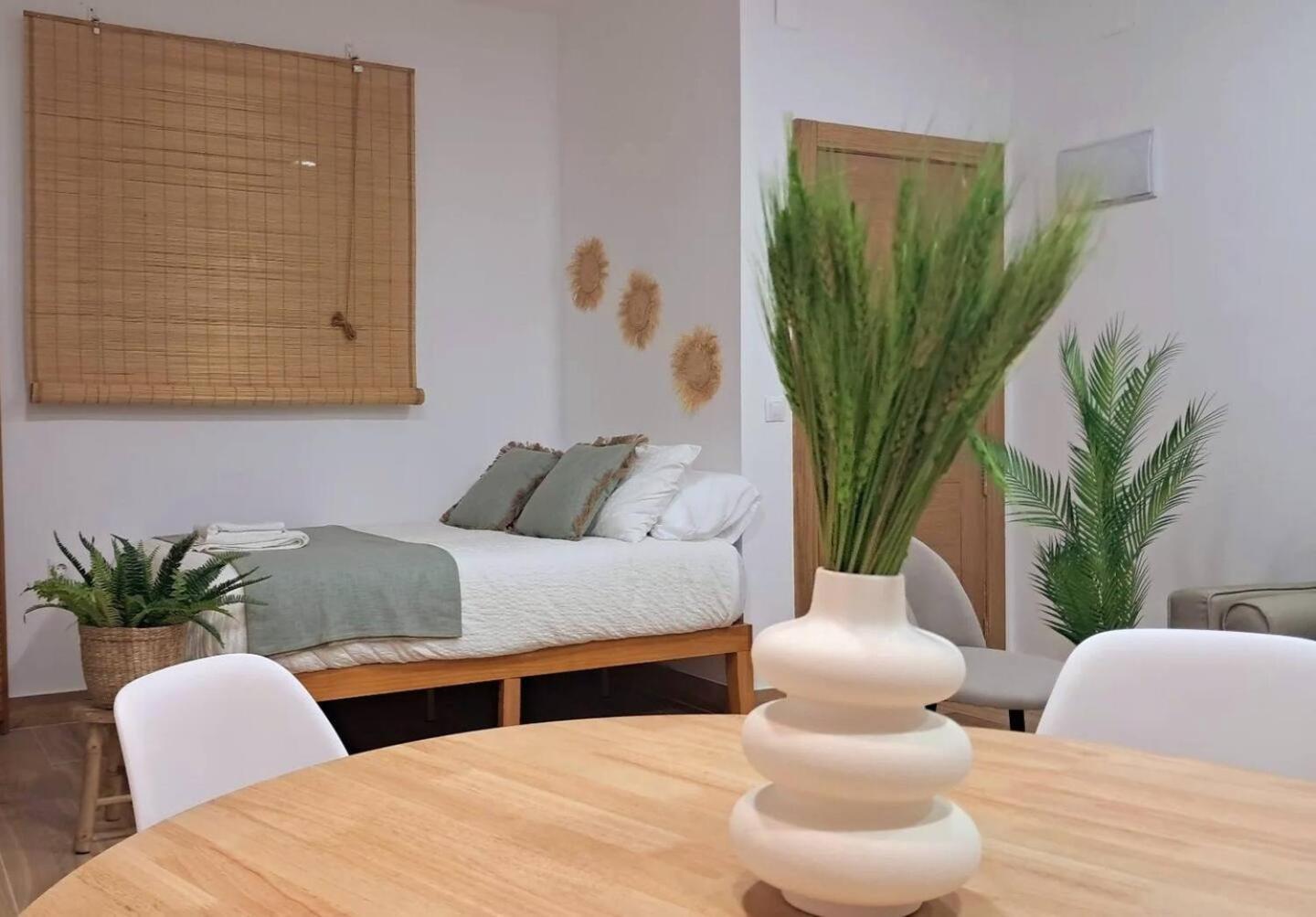 Coffee & Calm Triana Apartment Séville Extérieur photo