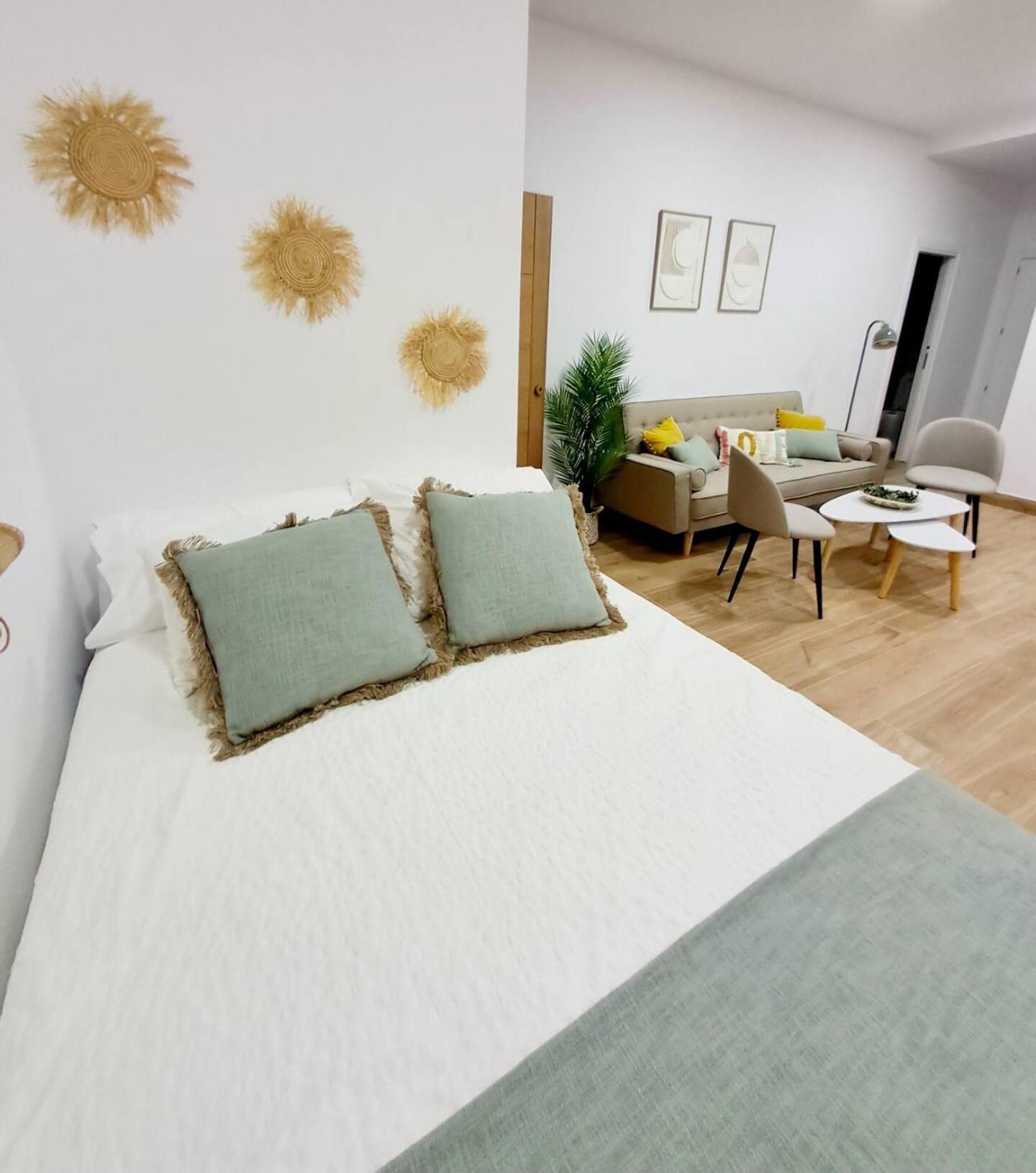 Coffee & Calm Triana Apartment Séville Extérieur photo